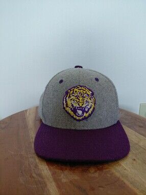 Mitchell & Ness LSU Tigers NCAA College Sports Melton Patch Snapback Retro Hat O
